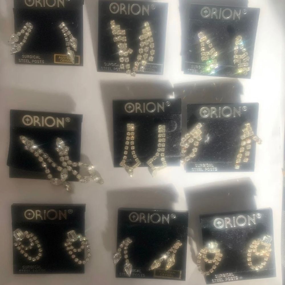9 Orion DROPS AUSTRIAN CRYSTAL RHINESTONE SILVER CHANDELIER DANGLE EARRINGS